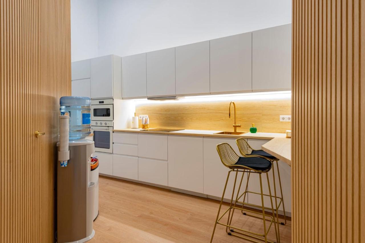 Smart Apartment Near Puerta Del Sol Madrid Luaran gambar